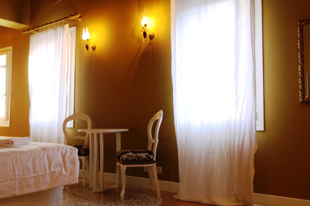 فندق Casa Fornaretto البندقية المظهر الخارجي الصورة