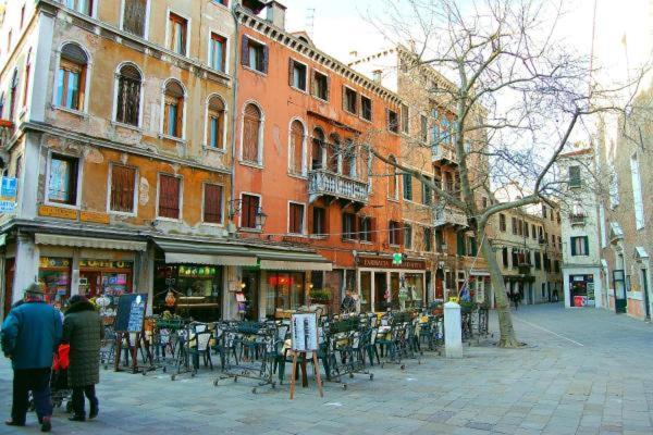 فندق Casa Fornaretto البندقية المظهر الخارجي الصورة