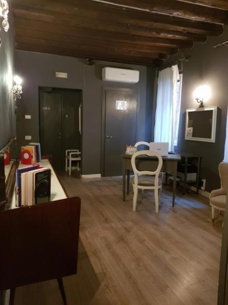 فندق Casa Fornaretto البندقية المظهر الخارجي الصورة